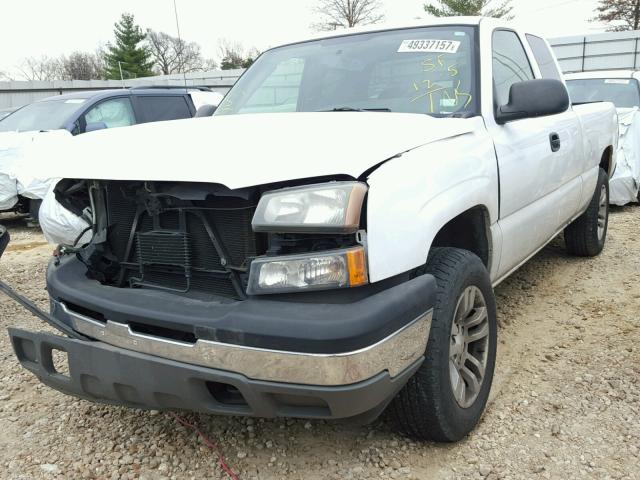 1GCEK19B25Z289735 - 2005 CHEVROLET SILVERADO WHITE photo 2