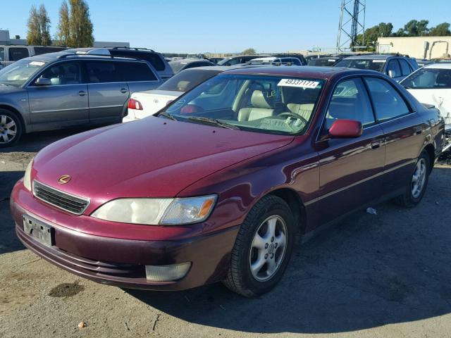 JT8BF28G5W0095585 - 1998 LEXUS ES 300 MAROON photo 2