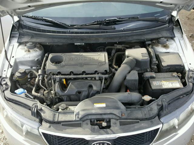 KNAFU4A20A5051909 - 2010 KIA FORTE EX GRAY photo 7