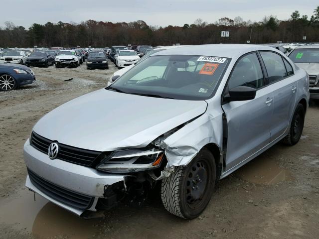 3VW2K7AJ9CM351331 - 2012 VOLKSWAGEN JETTA BASE SILVER photo 2