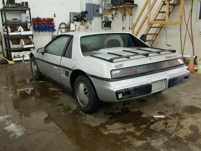 1G2PM37R8GP232215 - 1986 PONTIAC FIERO SPOR GRAY photo 3