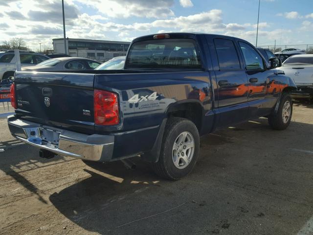 1D7HW48N66S534728 - 2006 DODGE DAKOTA QUA BLUE photo 4