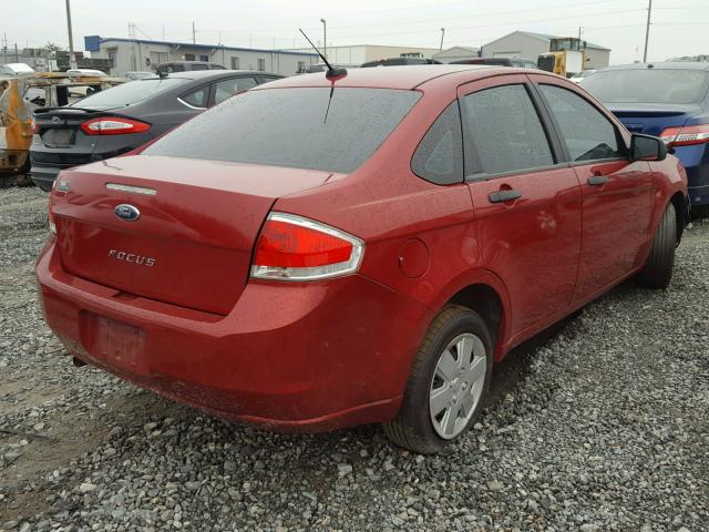1FAHP3EN5AW118571 - 2010 FORD FOCUS S RED photo 4