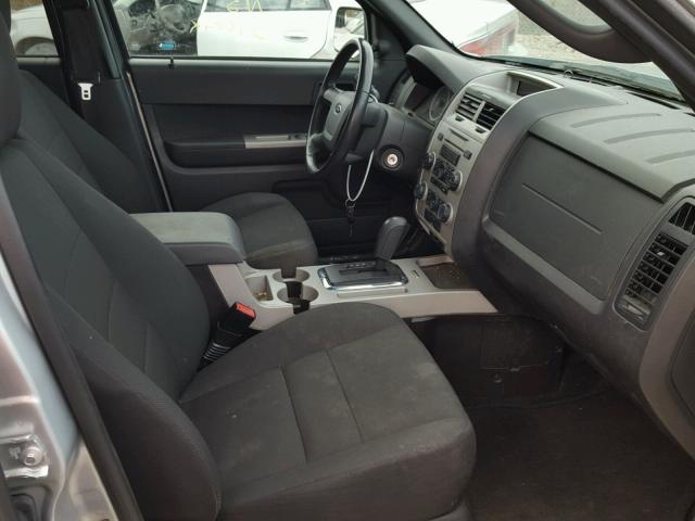 1FMCU9D71AKA63283 - 2010 FORD ESCAPE XLT SILVER photo 5