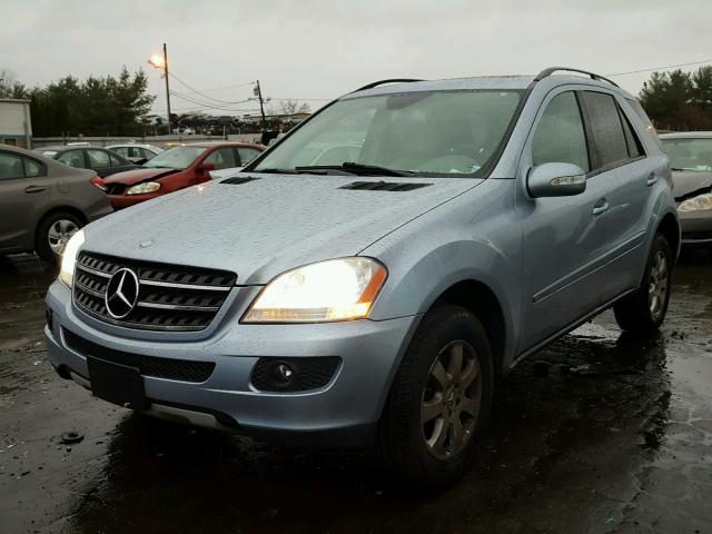 4JGBB86E47A254007 - 2007 MERCEDES-BENZ ML 350 BLUE photo 2