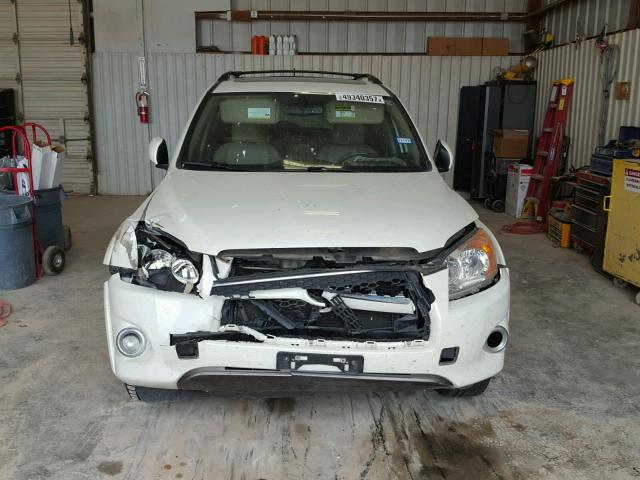 JTMZF31V095003370 - 2009 TOYOTA RAV4 LIMIT WHITE photo 9