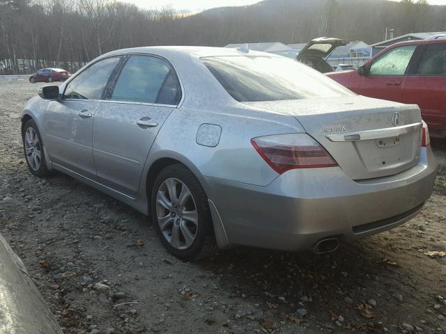 JH4KB26649C001480 - 2009 ACURA RL SILVER photo 3