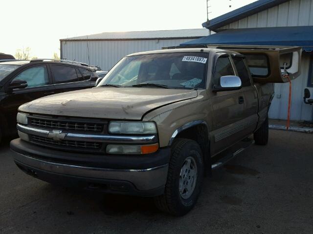 2GCEK19T6Y1343737 - 2000 CHEVROLET SILVERADO TAN photo 2