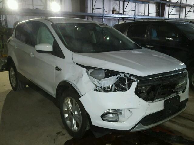 1FMCU0GD1HUB29259 - 2017 FORD ESCAPE SE WHITE photo 1