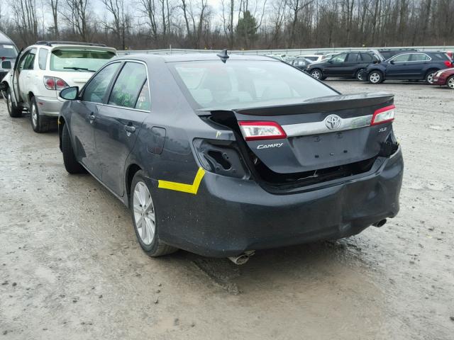 4T1BK1FK3CU521000 - 2012 TOYOTA CAMRY SE GRAY photo 3