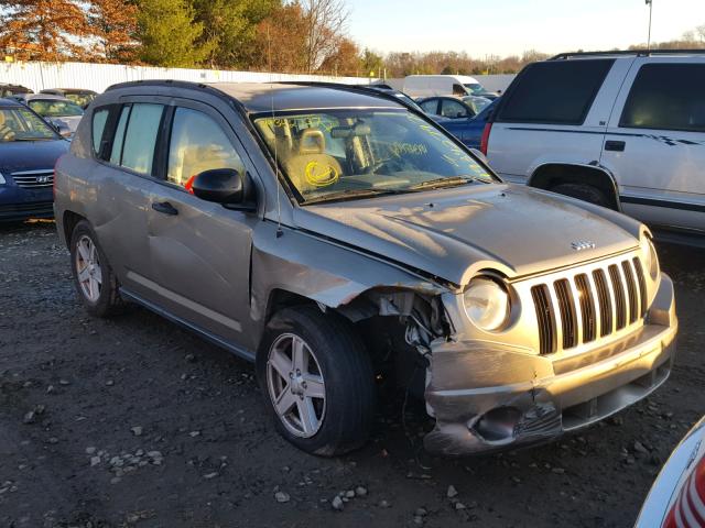 1J8FF47W37D120705 - 2007 JEEP COMPASS GREEN photo 1