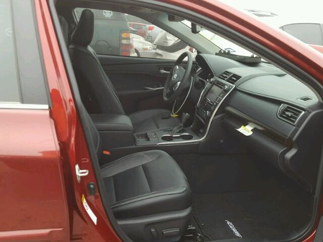 4T1BF1FKXHU790168 - 2017 TOYOTA CAMRY LE BURGUNDY photo 5