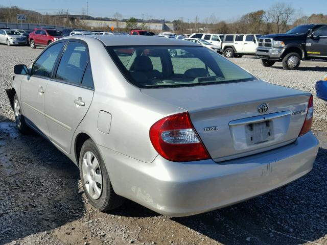 4T1BE32KX4U893766 - 2004 TOYOTA CAMRY LE ოქროსფერი ფოტო 3