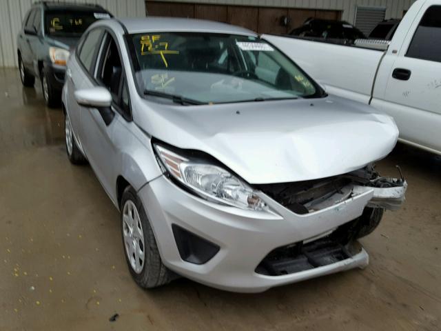 3FADP4BJ4DM223337 - 2013 FORD FIESTA SE WHITE photo 1