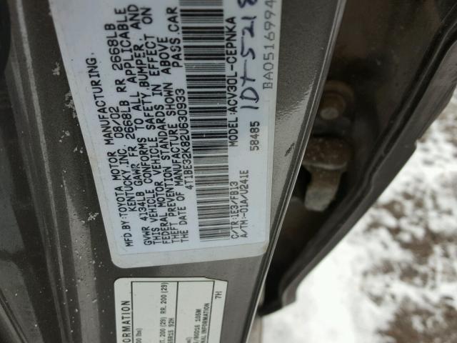 4T1BE32K82U630933 - 2002 TOYOTA CAMRY LE GRAY photo 10