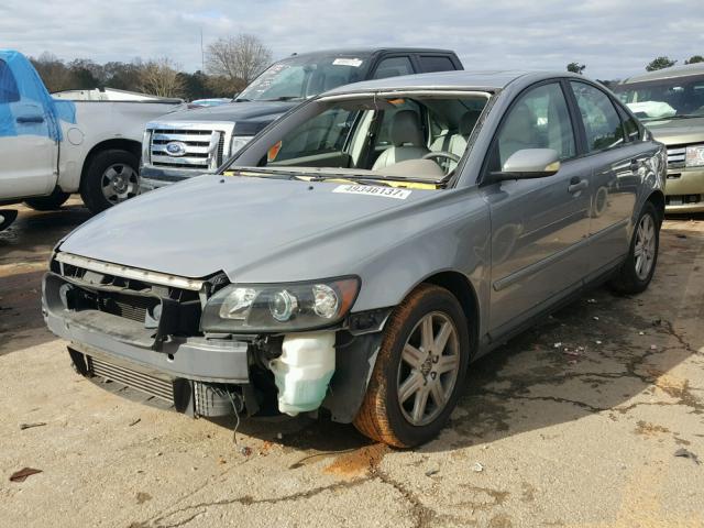 YV1MS682542007776 - 2004 VOLVO S40 T5 GRAY photo 2