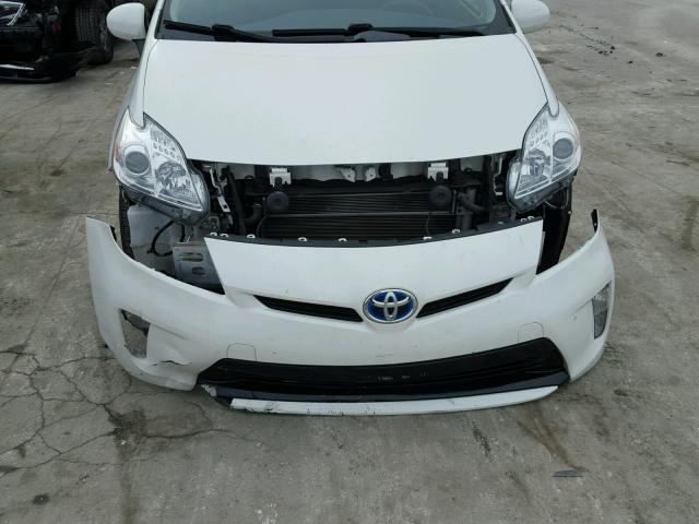 JTDKN3DU0C5466463 - 2012 TOYOTA PRIUS WHITE photo 9