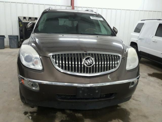 5GALRBED2AJ164566 - 2010 BUICK ENCLAVE CX BROWN photo 10