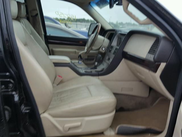 5LMEU78H03ZJ31970 - 2003 LINCOLN AVIATOR 黑色 照片 5