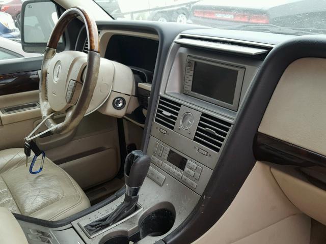 5LMEU78H03ZJ31970 - 2003 LINCOLN AVIATOR 黑色 照片 9