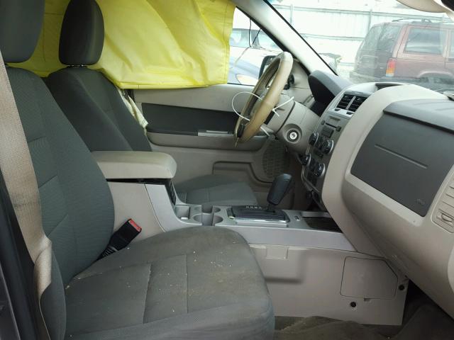 1FMCU03G39KD00140 - 2009 FORD ESCAPE XLT GRAY photo 5