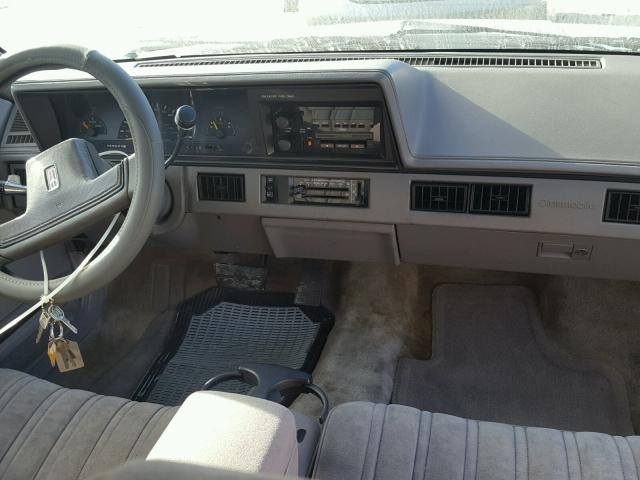 1G3AG54N5P6316696 - 1993 OLDSMOBILE CUTLASS CI GRAY photo 9