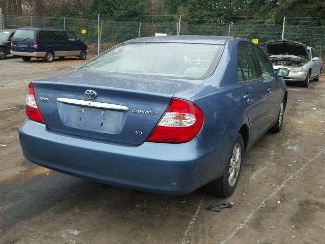 4T1BF32K04U580478 - 2004 TOYOTA CAMRY LE ლურჯი ფოტო 4