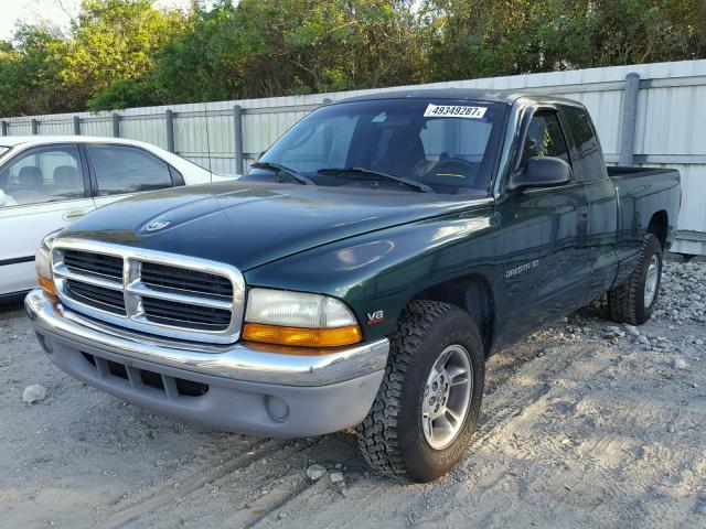 1B7GL22N3YS800561 - 2000 DODGE DAKOTA GREEN photo 2