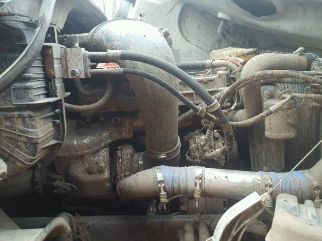 1FUBGDDV9CSBD6239 - 2012 FREIGHTLINER CASCADIA 1 WHITE photo 7