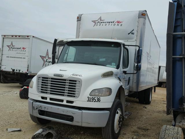 1FVACXBS29HAH1446 - 2009 FREIGHTLINER M2 106 MED WHITE photo 2