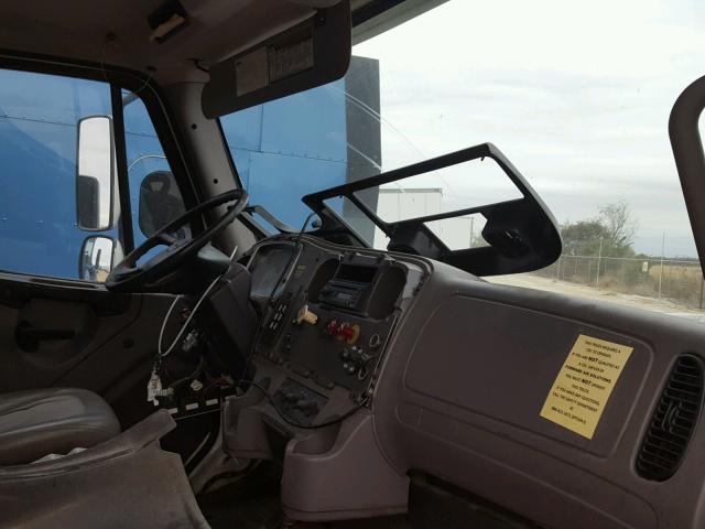 1FVACXBS29HAH1446 - 2009 FREIGHTLINER M2 106 MED WHITE photo 5