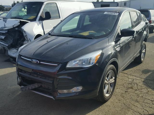 1FMCU0G73FUA12161 - 2015 FORD ESCAPE SE BLACK photo 2