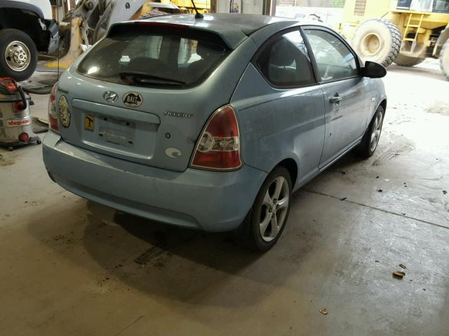 KMHCN36C77U027485 - 2007 HYUNDAI ACCENT SE BLUE photo 4