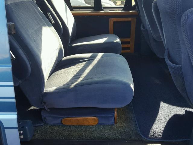 1GBDM19Z6NB151017 - 1992 CHEVROLET ASTRO BLUE photo 6