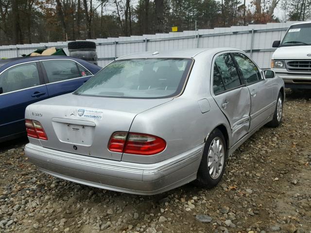 WDBJF65J8YA980265 - 2000 MERCEDES-BENZ E 320 SILVER photo 4