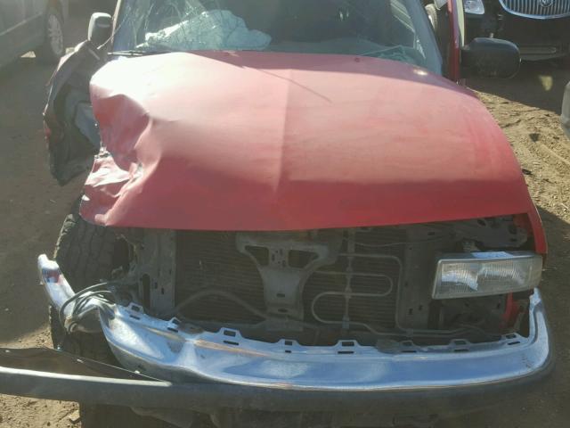 1GNDT13W6Y2309221 - 2000 CHEVROLET BLAZER RED photo 7