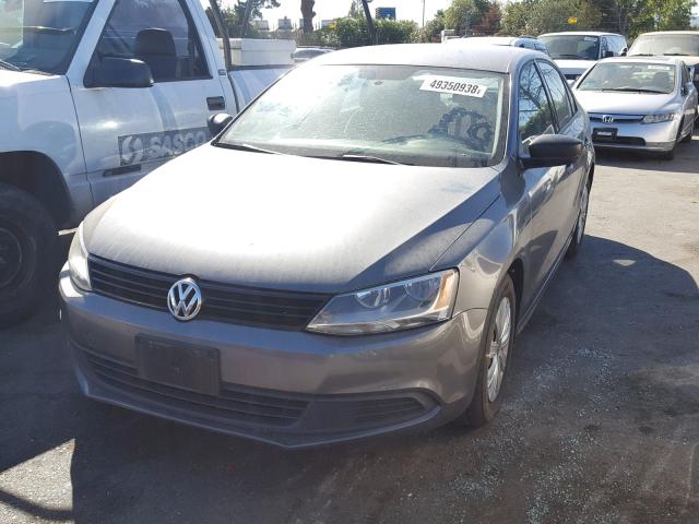 3VW2K7AJ3BM378197 - 2011 VOLKSWAGEN JETTA BASE GRAY photo 2