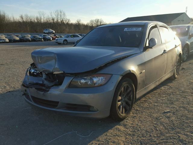 WBAVB17516NK39704 - 2006 BMW 325 I AUTO SILVER photo 2