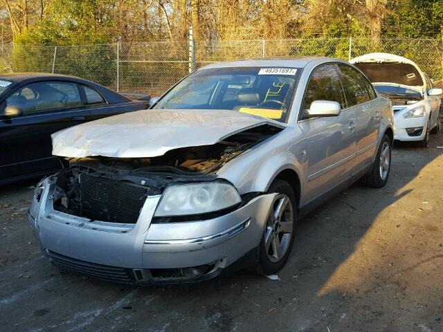 WVWRH63B54P059459 - 2004 VOLKSWAGEN PASSAT GLX SILVER photo 2