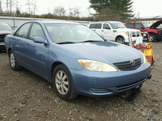 4T1BF30K42U529856 - 2002 TOYOTA CAMRY LE BLUE photo 1