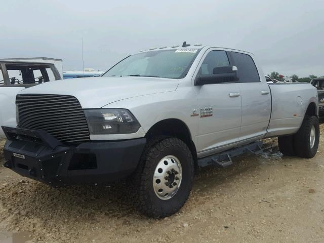 3C63RRHL5GG170857 - 2016 RAM 3500 SLT SILVER photo 2