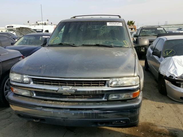 3GNFK16T8YG210923 - 2000 CHEVROLET SUBURBAN K GRAY photo 9