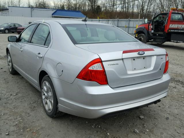 3FAHP0HAXBR311486 - 2011 FORD FUSION SE SILVER photo 3