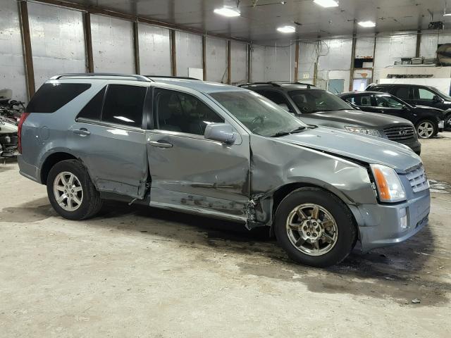 1GYEE637X70146722 - 2007 CADILLAC SRX GRAY photo 9