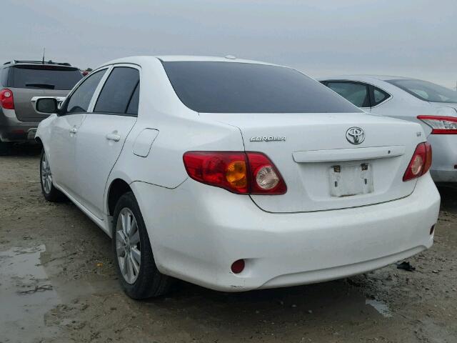 1NXBU40E39Z074241 - 2009 TOYOTA COROLLA BA WHITE photo 3