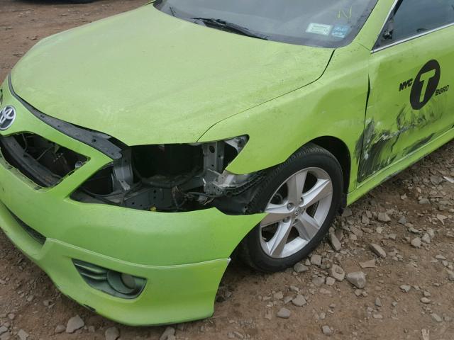 4T1BF3EK6BU149605 - 2011 TOYOTA CAMRY BASE GREEN photo 9