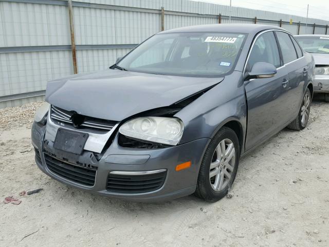 3VWJF71K57M140383 - 2007 VOLKSWAGEN JETTA 2.5 GRAY photo 2