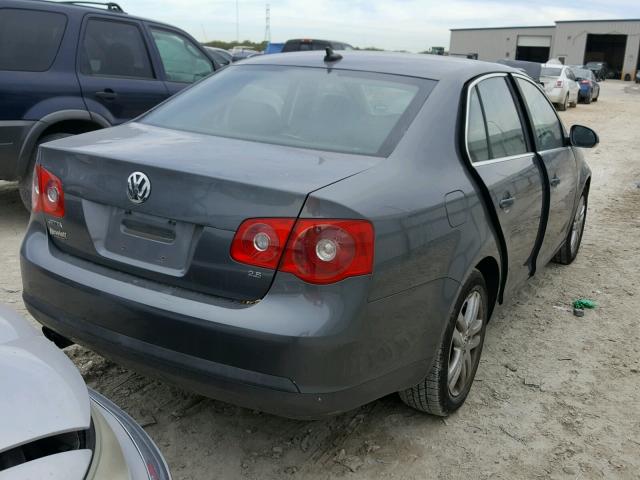 3VWJF71K57M140383 - 2007 VOLKSWAGEN JETTA 2.5 GRAY photo 4