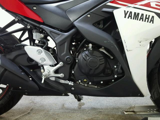 MH3RH06Y5FK001561 - 2015 YAMAHA YZFR3 BLACK photo 11