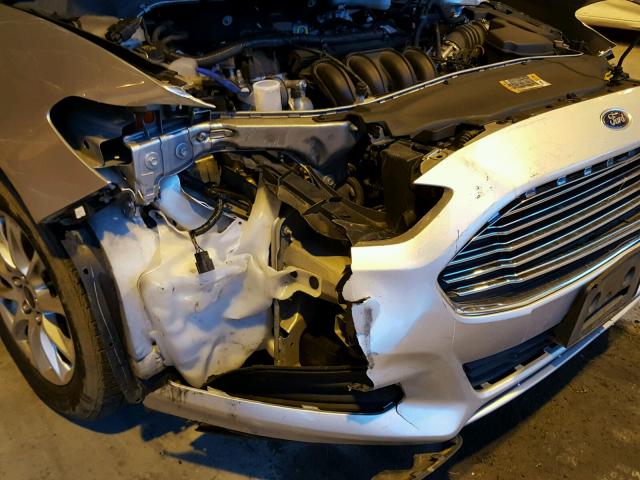 3FA6P0G78FR170632 - 2015 FORD FUSION S SILVER photo 9